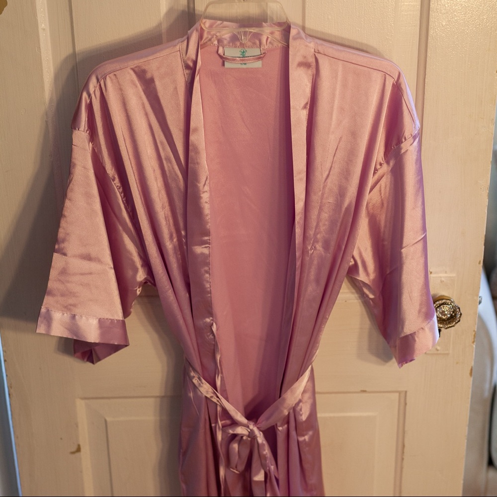 Turquaz Linen lavender bathrobe